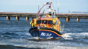 Invergordon Lifeboat RNLI 13-37 Print