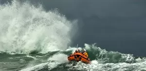 Images Dated 4th November 2008: St Ives D-class inshore lifeboat in rough seas