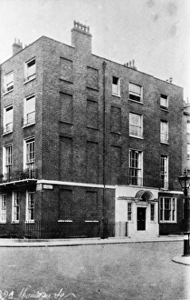 32A Montagu Square, Marylebone, London W1 32A Montagu Square, Marylebone, London W1