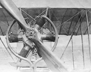 <b class=qtipBold><figcaption>6-Cylinder Anzani Piston-Engine</figcaption></b><br>6-Cylinder Anzani Piston-Engine Date: 1910s<br><em>© aviation-images.com / Mary Evans Picture Library</em> 6-Cylinder Anzani Piston-Engine