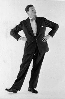 <b class=qtipBold><figcaption>Advertisement -- male model posing</figcaption></b><br>Advertisement -- male model posing (Phillip Webb). 1959<br><em>© The Colin Sherborne Collection/Mary Evans Picture Library</em> Advertisement -- male model posing