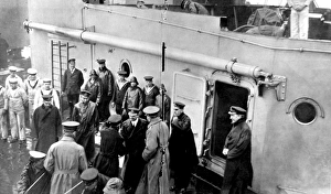 Admiral Jellicoes farewell to Lord Kitchener Admiral Jellicoes farewell to Lord Kitchener