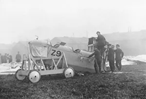 <b class=qtipBold><figcaption>Airship Z9 Gondola on a Trolley</figcaption></b><br>Airship Z9 Gondola on a Trolley Date:<br><em>© aviation-images.com / Mary Evans Picture Library</em> Airship Z9 Gondola on a Trolley