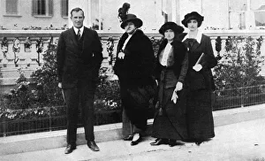 Anthony Wilding with society at Monte Carlo Anthony Wilding with society at Monte Carlo
