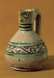 Anthropomorphic jar. 13th-16th centuries. Spain Anthropomorphic jar. 13th-16th centuries. Spain