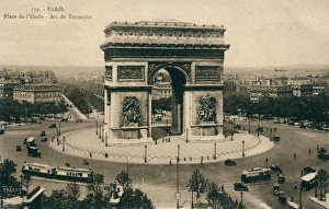 Triumphal Gallery: Arc de Triomphe and Place de l Etoile, Paris, France