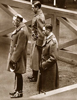 London Collection: Armistice Day - Cenotaph, London - King and his sons