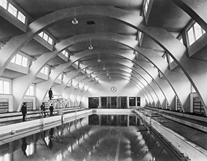 <b class=qtipBold><figcaption>Art Deco Swimming Pool</figcaption></b><br>A brand new Art Deco swimming pool in Germany.<br><em>© Mary Evans Picture Library</em> Art Deco Swimming Pool