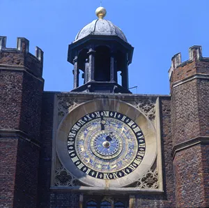 Hampton Court Palace Gallery: Astronomical Clock - Hampton Court Palace, London