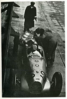 Avus Gallery: Auto-Union at a pitstop on Avus track, Berlin, Germany