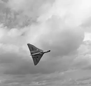 Vulcan Bomber Prints: Avro Vulcan B1 XA894 Farnborough Print, 1962