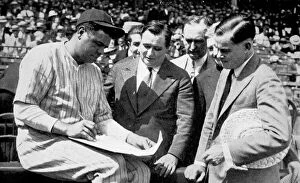 Images Dated 22nd December 2004: Babe Ruth Signing a $100, 000 Contract, 1926