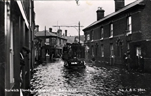 Barn Road in Flood, Norwich, Norfolk Barn Road in Flood, Norwich, Norfolk