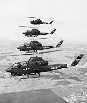 <b class=qtipBold><figcaption>Bell 209 AH-1 Huey Cobra</figcaption></b><br>US Army Bell 209 AH-1 Huey Cobra Date:<br><em>© aviation-images.com / Mary Evans Picture Library</em> Bell 209 AH-1 Huey Cobra