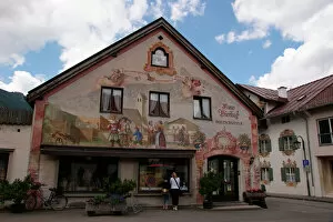 Murals Gallery: Bierling Kuno Holzschnitzerei, Oberammergau
