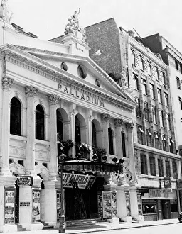Theatres Gallery: Billy Daniels at the Palladium