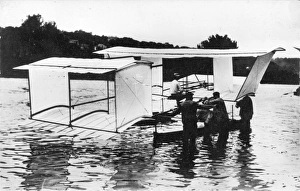 Bleriot-Voisin float glider shortly after launch on the Sein Bleriot-Voisin float glider shortly after launch on the Sein