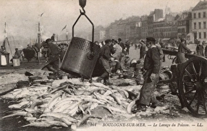 Boulogne-sur-Mer - The washing of the days catch of fish Boulogne-sur-Mer - The washing of the days catch of fish