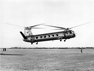 Bristol 173/3 XE286 hovering at Old Mixon in November 1956 Bristol 173/3 XE286 hovering at Old Mixon in November 1956