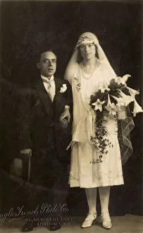 British Couple - wedding photograph - height difference British Couple - wedding photograph - height difference