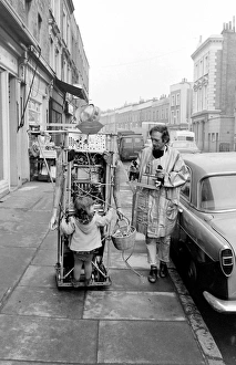 Robot Gallery: Bruce Lacey, performance artist