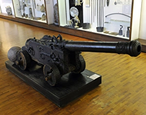 Cannon. 1566. Bronze. Museum of History and Navigation. Riga Cannon. 1566. Bronze. Museum of History and Navigation. Riga
