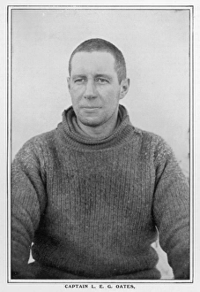 Return Gallery: Captain Oates 1912