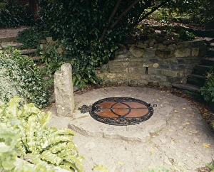 Chalice Well, Glastonbury Tor, Somerset Chalice Well, Glastonbury Tor, Somerset