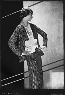 chanel-tweed-suit-1929-