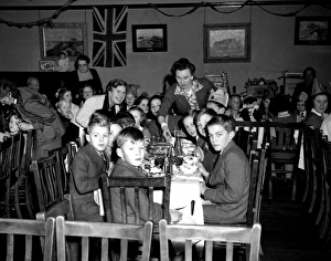 Childrens Christmas Party, Walton-on-the-Naze, Essex Childrens Christmas Party, Walton-on-the-Naze, Essex