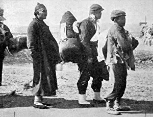 Images Dated 16th December 2004: Chinese Coolies leaving South Africa, 1907
