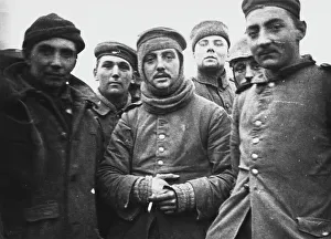 <b class=qtipBold><figcaption>Christmas Day 1914</figcaption></b><br>Fraternisation between German and English soldiers on Christmas Day 1914 on the Western Front in France during World War I<br><em>© Mary Evans/Robert Hunt Collection</em> Christmas Day 1914