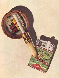 Packet Gallery: Cigarette holder