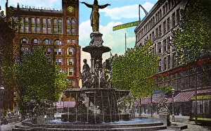 Cincinnati, Ohio, USA - Fountain Square Cincinnati, Ohio, USA - Fountain Square