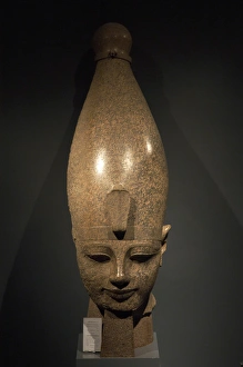 Colossal head of pharaoh Amenhotep III (Amenophis or Akhenat Colossal head of pharaoh Amenhotep III (Amenophis or Akhenat