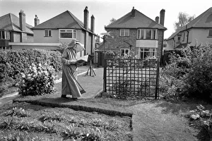 Cornish Bard at his suburban home in Birmingham Cornish Bard at his suburban home in Birmingham