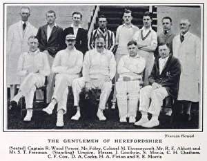 Cricket Team Photograph - The Gentlemen of Herefordshire Date: 1932 Cricket Team Photograph - The Gentlemen of Herefordshire Date: 1932