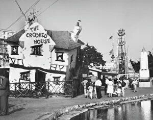 Ferris Collection: Crooked House, Southend