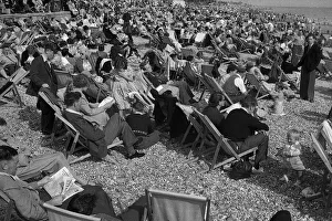 Crowded beach at Littlehampton, Sussex Crowded beach at Littlehampton, Sussex