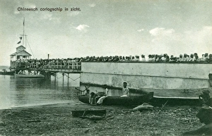 Crowds waiting, Celebes, Indonesia (Sulawesi) Crowds waiting, Celebes, Indonesia (Sulawesi)