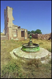 Images Dated 8th December 2015: Damaged fountain, Belchite, Spain