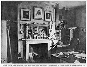 <b class=qtipBold><figcaption>Darwin's Study, Down</figcaption></b><br>CHARLES DARWIN'S HOME The study in which he wrote 'On The Origin Of Species'<br><em>© Mary Evans Picture Library 2015 - https://copyrighthub.org/s0/hub1/creation/maryevans/MaryEvansPictureID/10027294</em> Darwin's Study, Down