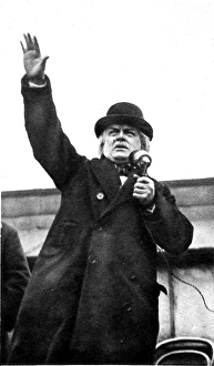 David Lloyd-George (1863-1945) speaking in Rochdale, 1923 David Lloyd-George (1863-1945) speaking in Rochdale, 1923