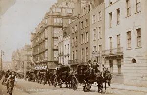 Davies Street and Claridges Hotel, Mayfair, London W1 Davies Street and Claridges Hotel, Mayfair, London W1