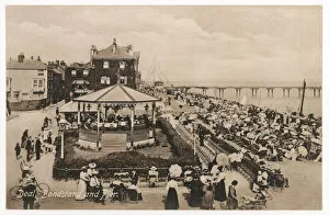 Distant Gallery: Deal Bandstand