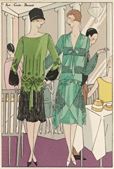 <b class=qtipBold><figcaption>Dinner Dresses 1926</figcaption></b><br>Two ladies dressed for dinner in a restaurant, wearing creations by Beer and Bernard respectively.<br><em>© Mary Evans Picture Library</em> Dinner Dresses 1926