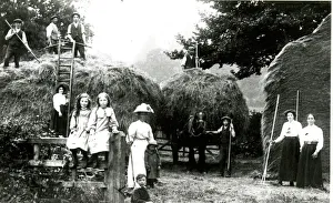 Draycott, Cotswold village, Oldborough Farm, harvest Draycott, Cotswold village, Oldborough Farm, harvest