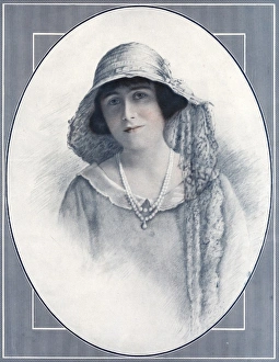 <b class=qtipBold><figcaption>The Duchess of York by C. Vandyk</figcaption></b><br>Lady Elizabeth Angela Margeurite Bowes-Lyon (1900-2002), Duchess of York, later Queen Elizabeth, the Queen Mother, portrayed in a special portrait by C. Vandyk to celebrate her marriage to Prince Albert, Duke of York on 26 April 1923 at Westminster Abbey, Date: 1923<br><em>© Illustrated London News Ltd/Mary Evans</em> The Duchess of York by C. Vandyk