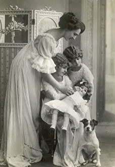 Screen Gallery: Edwardian Mother