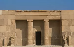 Images Dated 20th November 2003: Egypt. Giza. Mastaba of the queen Meresankh III. Entrance